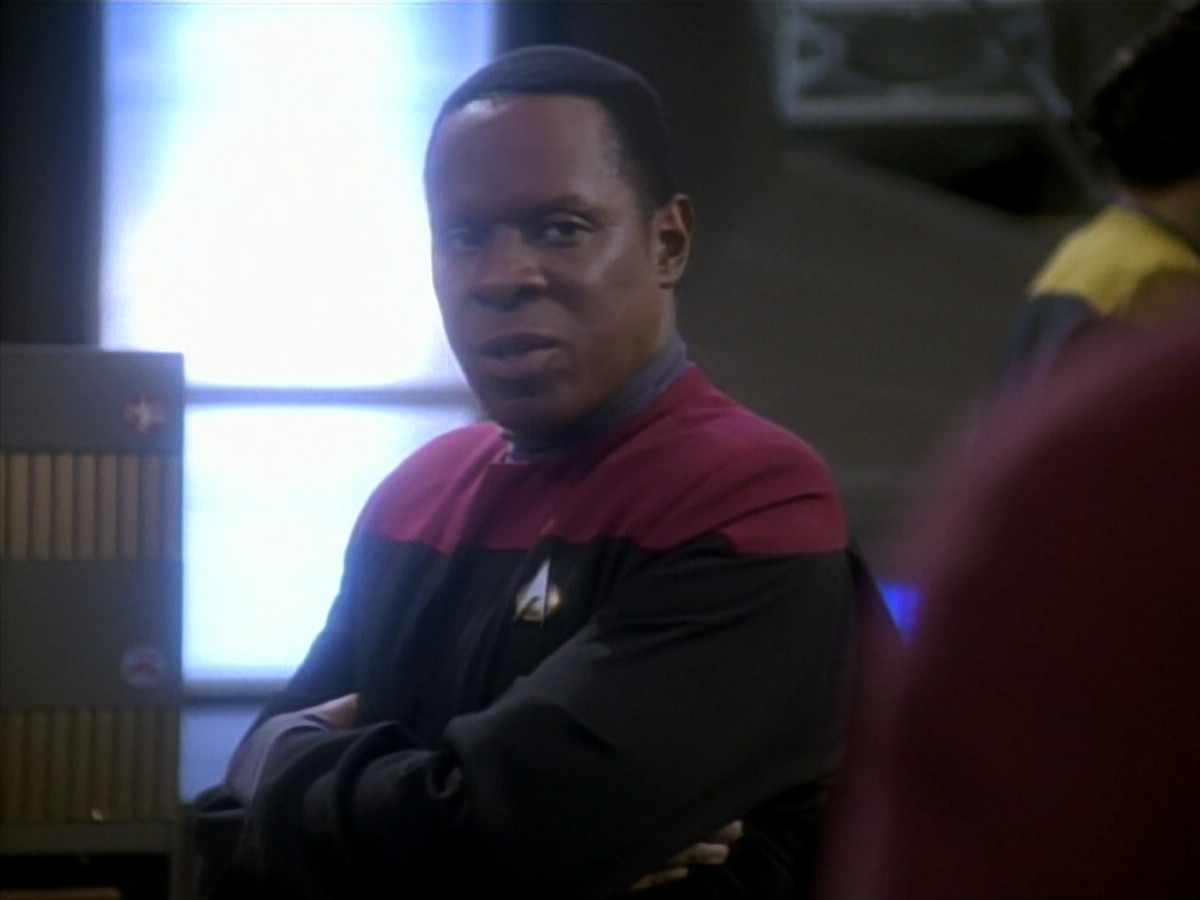 extant_StarTrekDS9_1x09-ThePassenger_01419.jpg