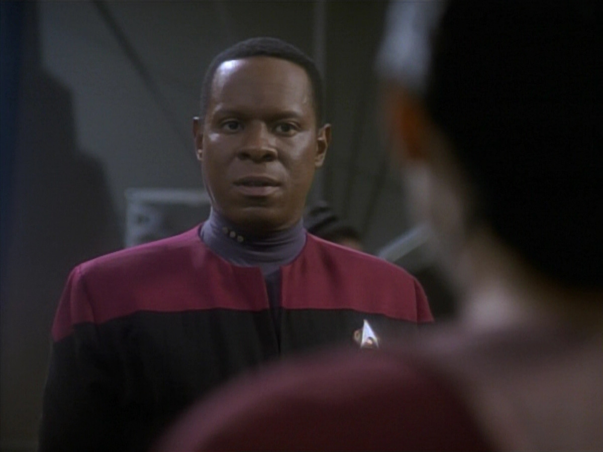 extant_StarTrekDS9_1x09-ThePassenger_01448.jpg