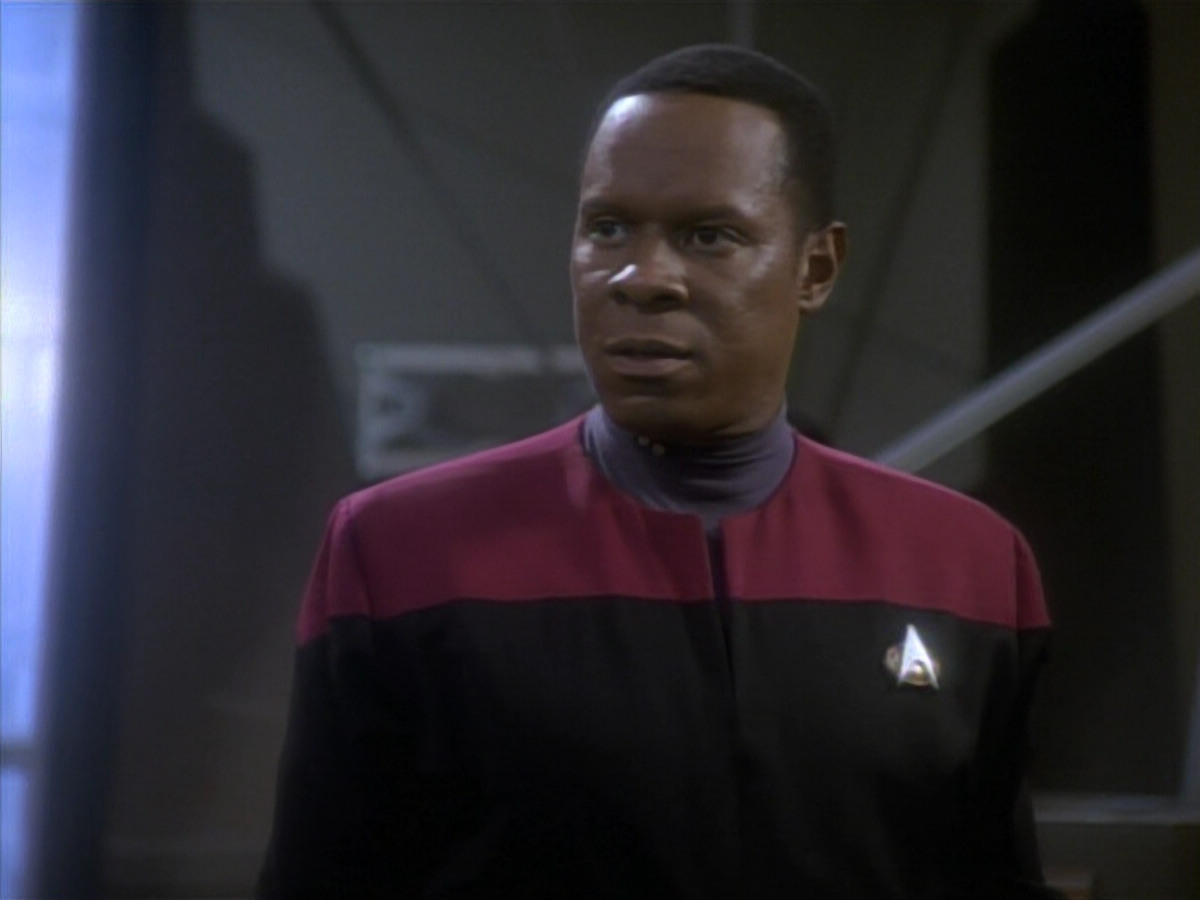 extant_StarTrekDS9_1x09-ThePassenger_01522.jpg