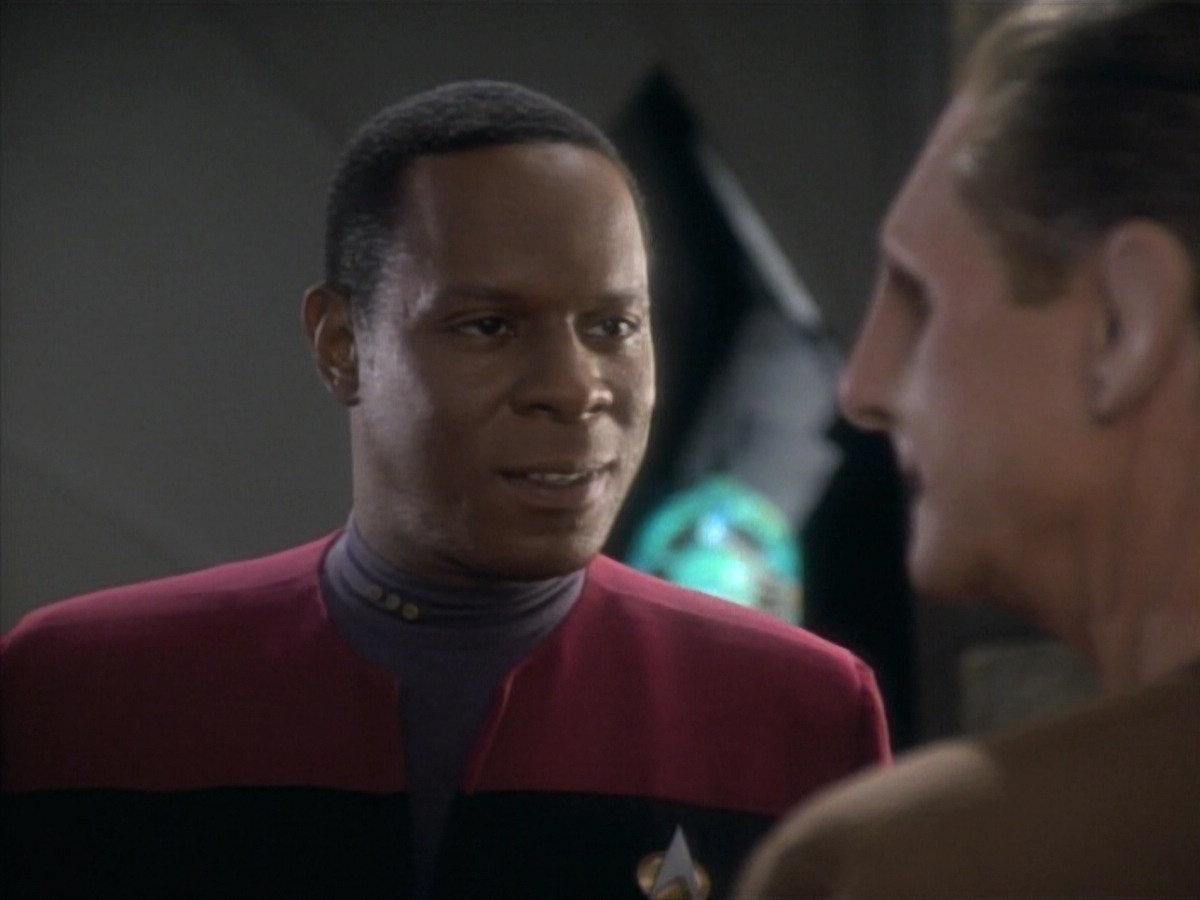 extant_StarTrekDS9_1x09-ThePassenger_01570.jpg