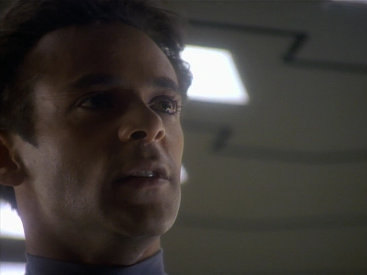 extant_StarTrekDS9_1x09-ThePassenger_02719.jpg