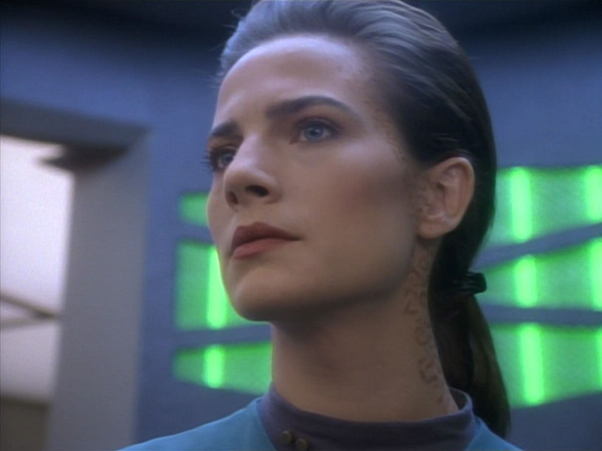 extant_StarTrekDS9_1x09-ThePassenger_02772.jpg
