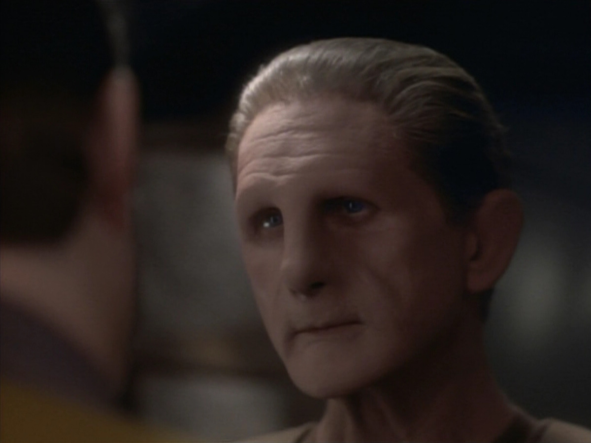 extant_StarTrekDS9_1x09-ThePassenger_02825.jpg