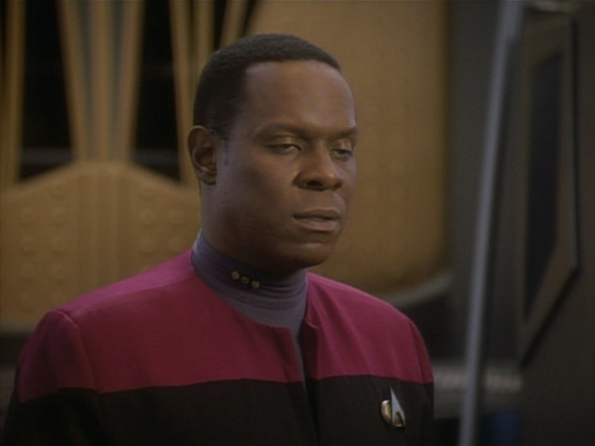 extant_StarTrekDS9_1x09-ThePassenger_02959.jpg