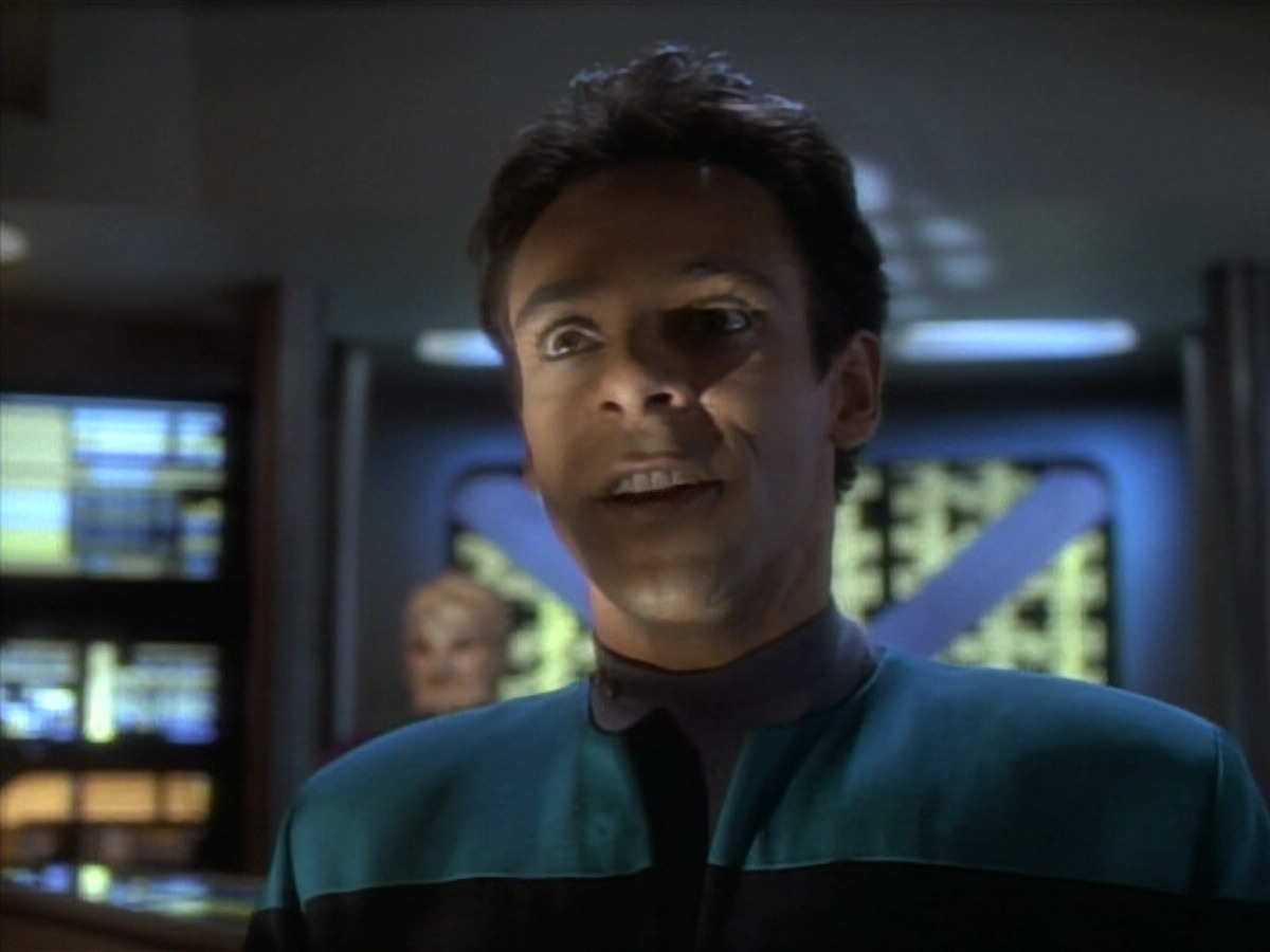 extant_StarTrekDS9_1x09-ThePassenger_03192.jpg
