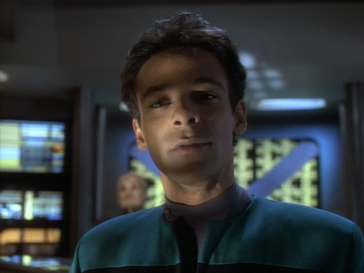 extant_StarTrekDS9_1x09-ThePassenger_03223.jpg