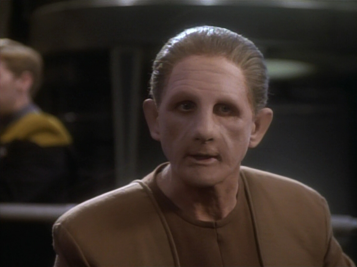 extant_StarTrekDS9_1x09-ThePassenger_03292.jpg