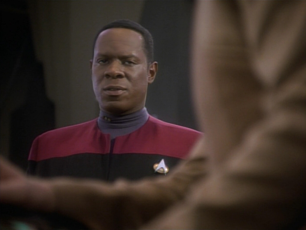 extant_StarTrekDS9_1x09-ThePassenger_03302.jpg
