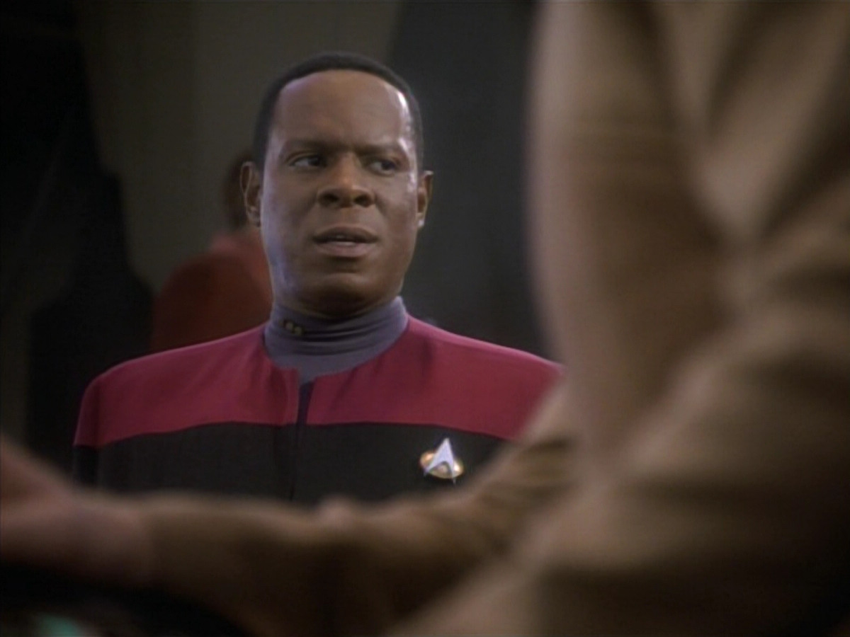 extant_StarTrekDS9_1x09-ThePassenger_03307.jpg