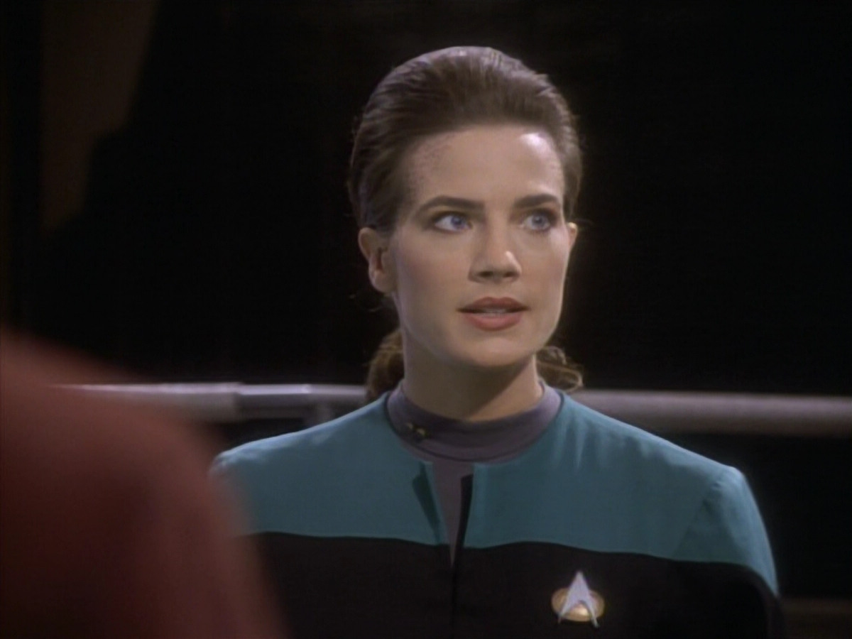 extant_StarTrekDS9_1x09-ThePassenger_03316.jpg