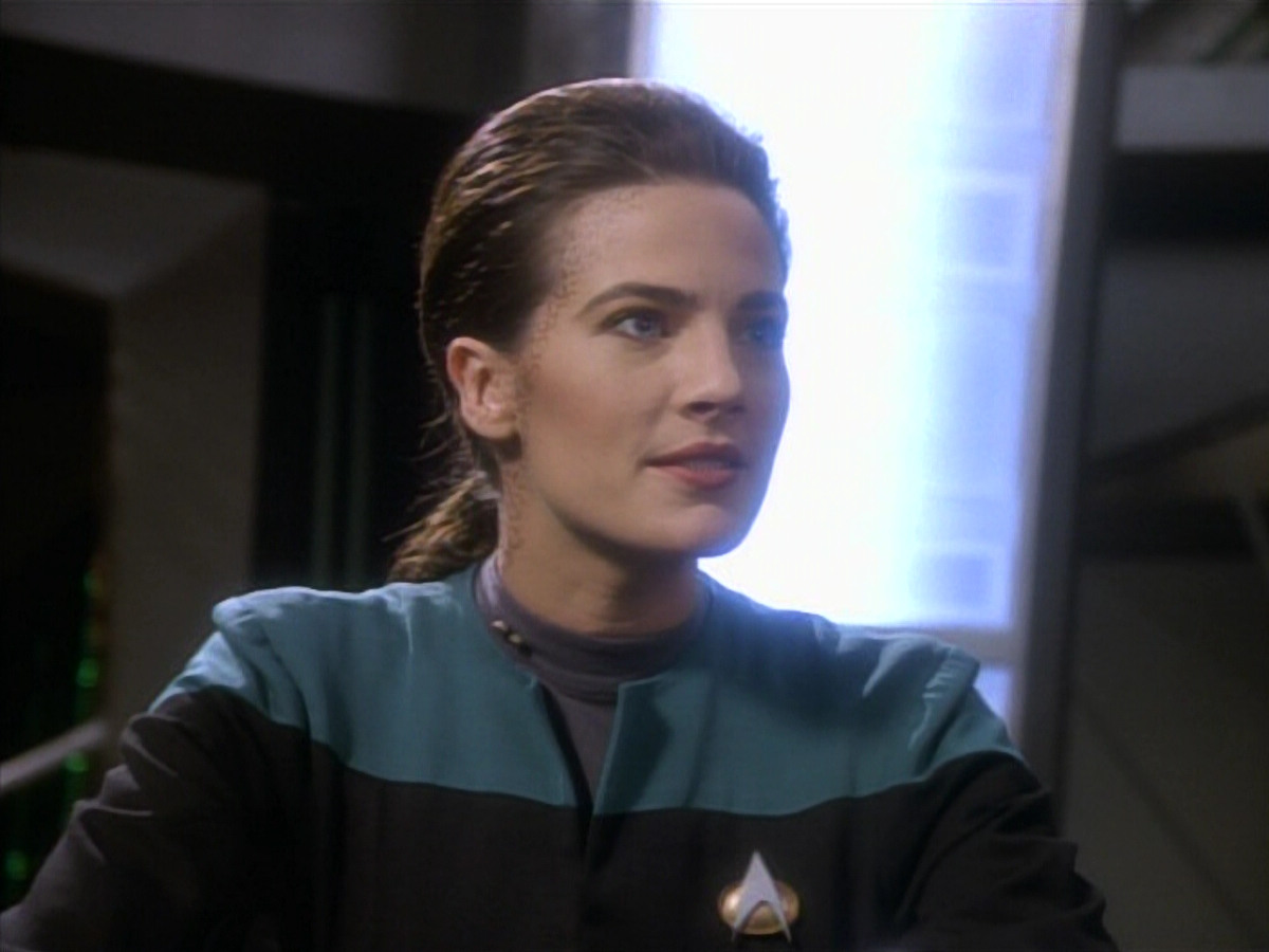 extant_StarTrekDS9_1x09-ThePassenger_03341.jpg