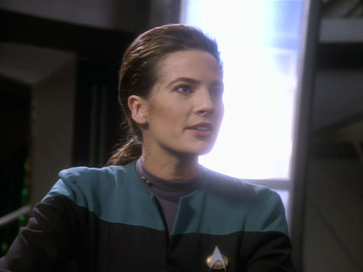 extant_StarTrekDS9_1x09-ThePassenger_03344.jpg