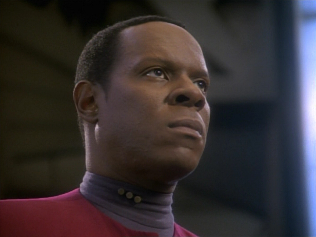 extant_StarTrekDS9_1x09-ThePassenger_03394.jpg