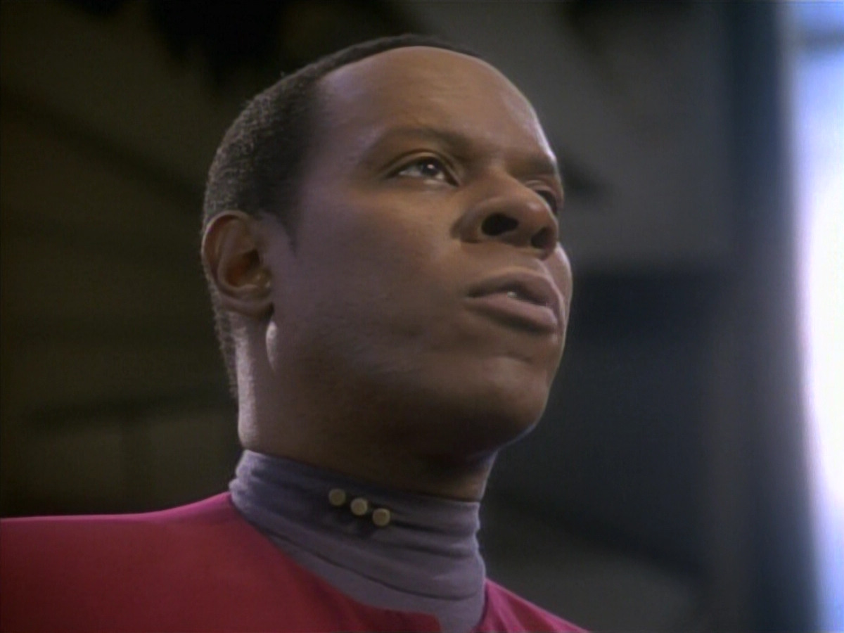extant_StarTrekDS9_1x09-ThePassenger_03450.jpg