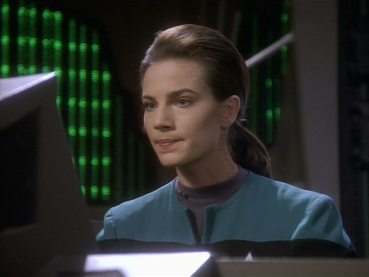 extant_StarTrekDS9_1x09-ThePassenger_03462.jpg