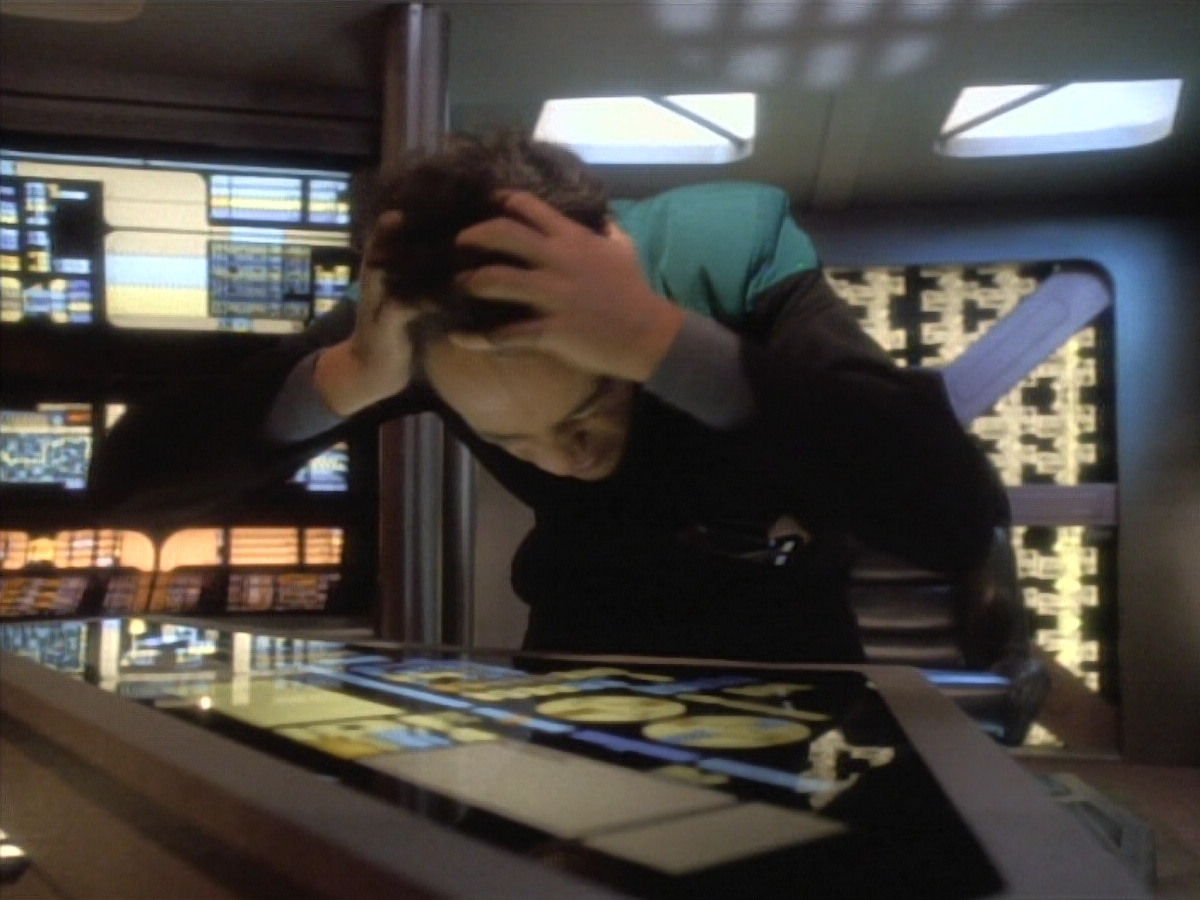 extant_StarTrekDS9_1x09-ThePassenger_03472.jpg