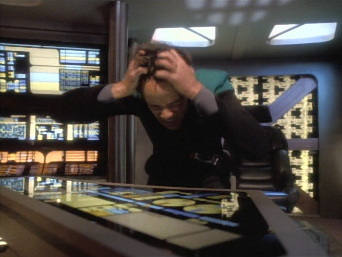 extant_StarTrekDS9_1x09-ThePassenger_03473.jpg