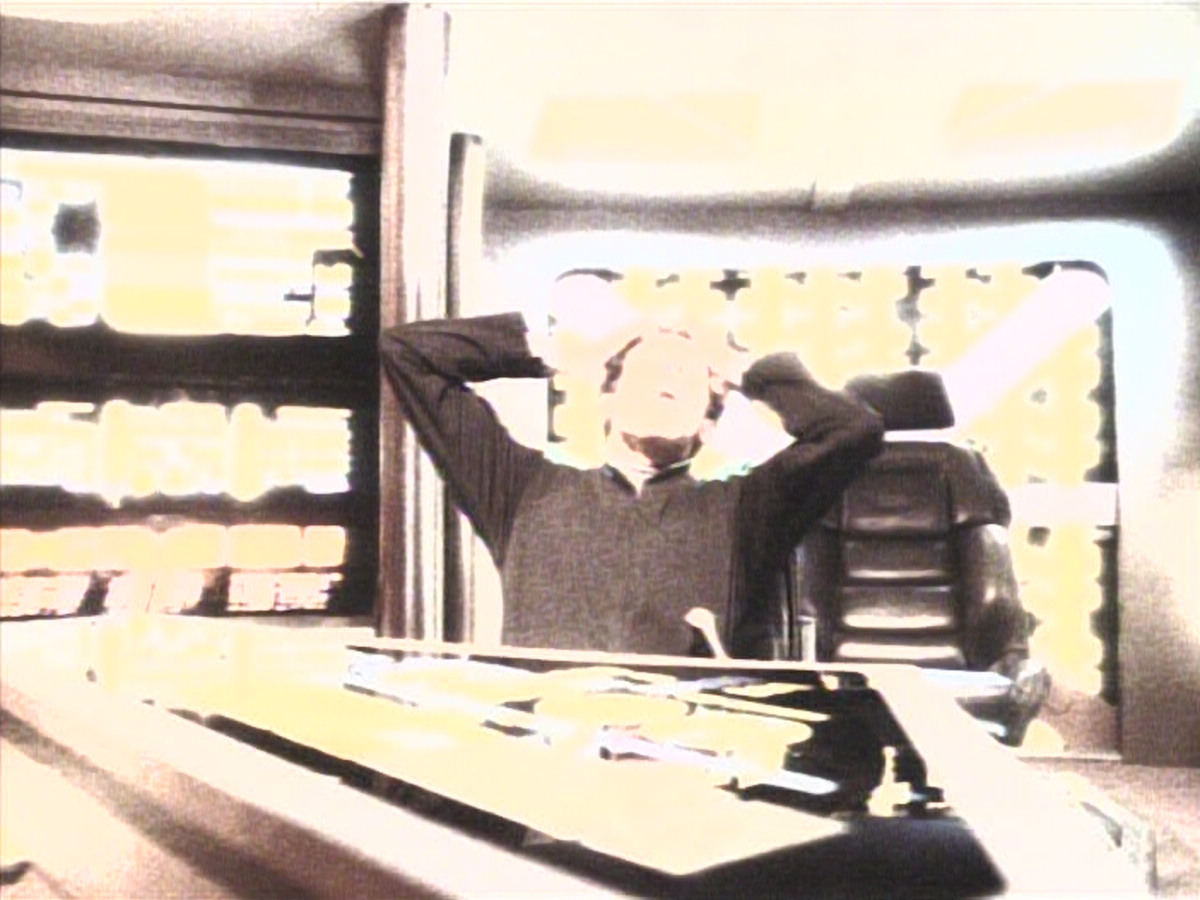 extant_StarTrekDS9_1x09-ThePassenger_03477.jpg