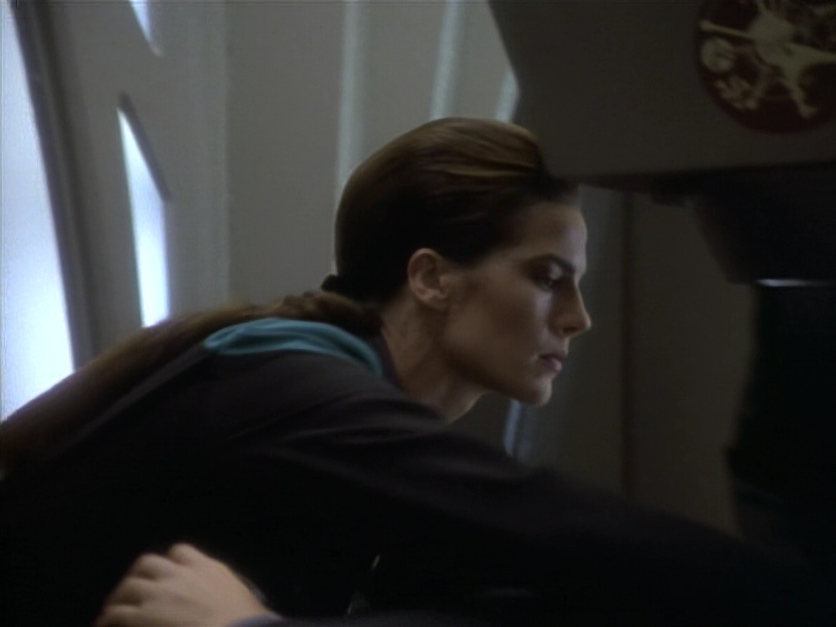 extant_StarTrekDS9_1x09-ThePassenger_03557.jpg