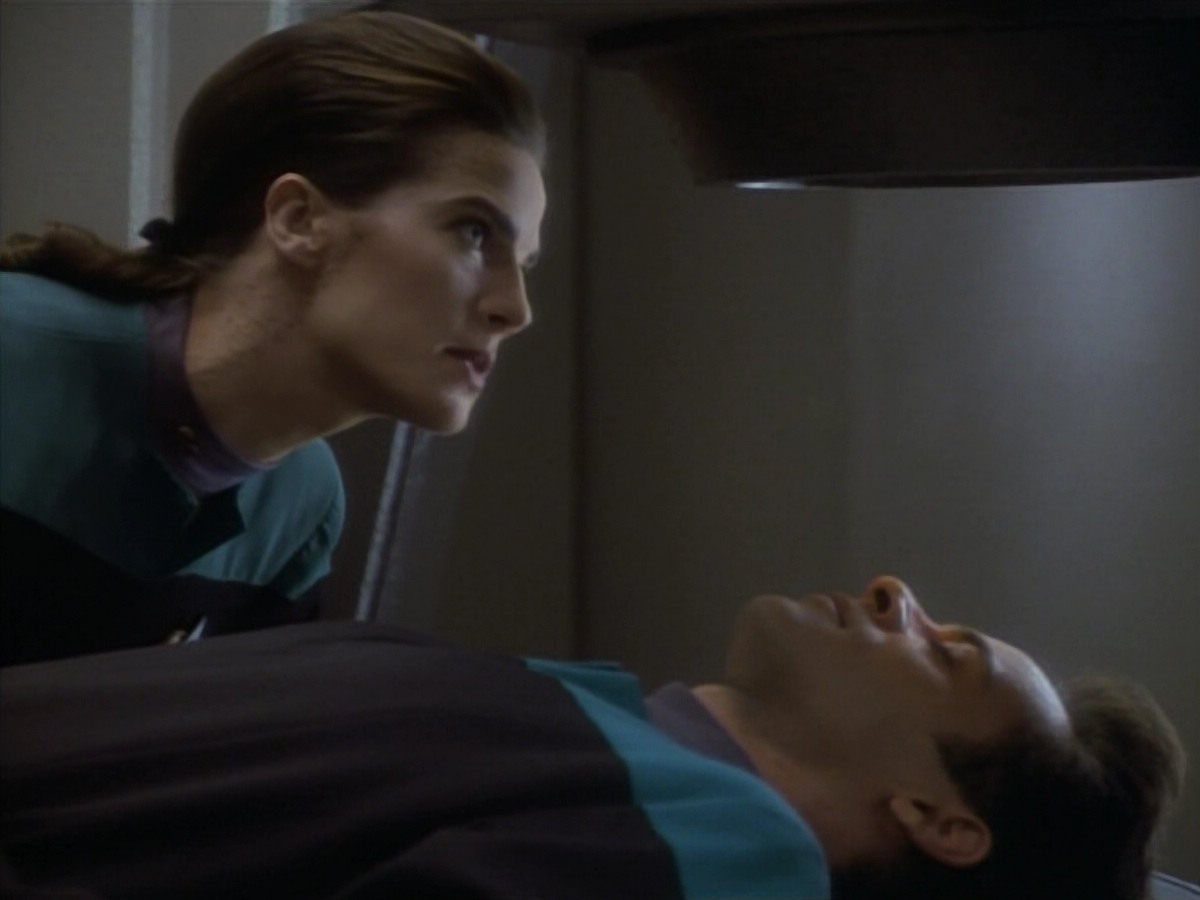 extant_StarTrekDS9_1x09-ThePassenger_03562.jpg