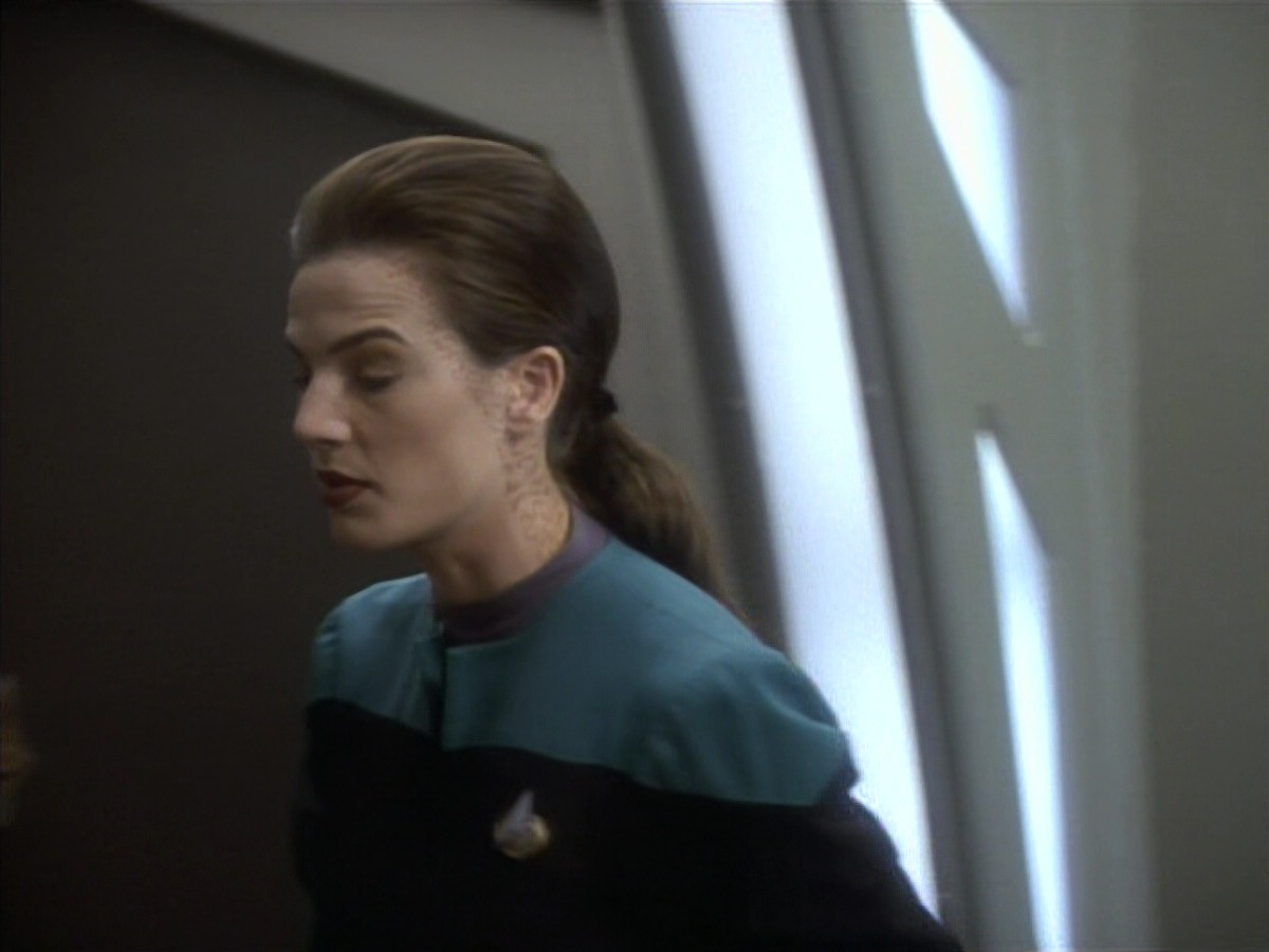 extant_StarTrekDS9_1x09-ThePassenger_03565.jpg