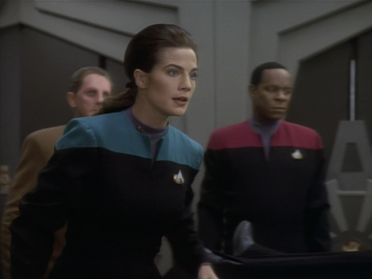 extant_StarTrekDS9_1x09-ThePassenger_03569.jpg