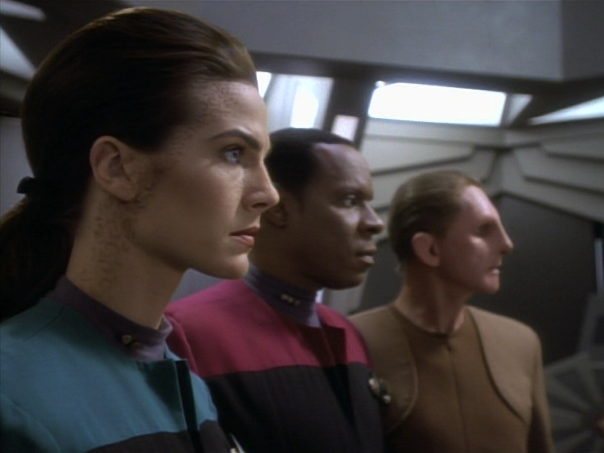 extant_StarTrekDS9_1x09-ThePassenger_03596.jpg