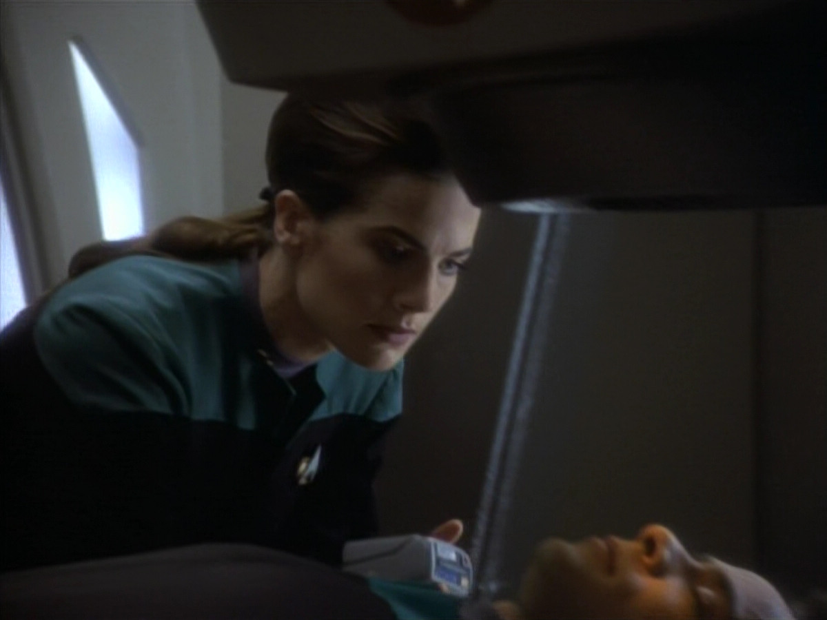 extant_StarTrekDS9_1x09-ThePassenger_03630.jpg