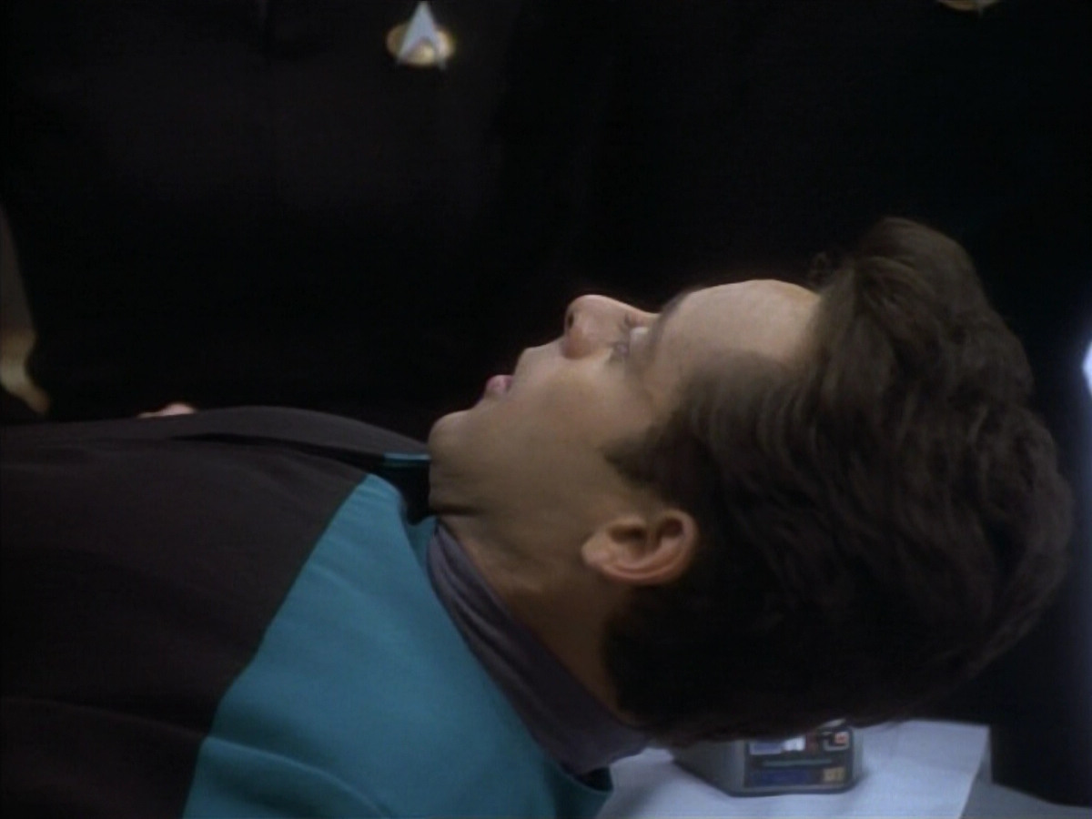 extant_StarTrekDS9_1x09-ThePassenger_03670.jpg