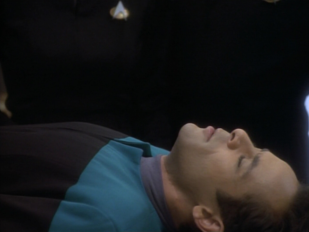 extant_StarTrekDS9_1x09-ThePassenger_03675.jpg