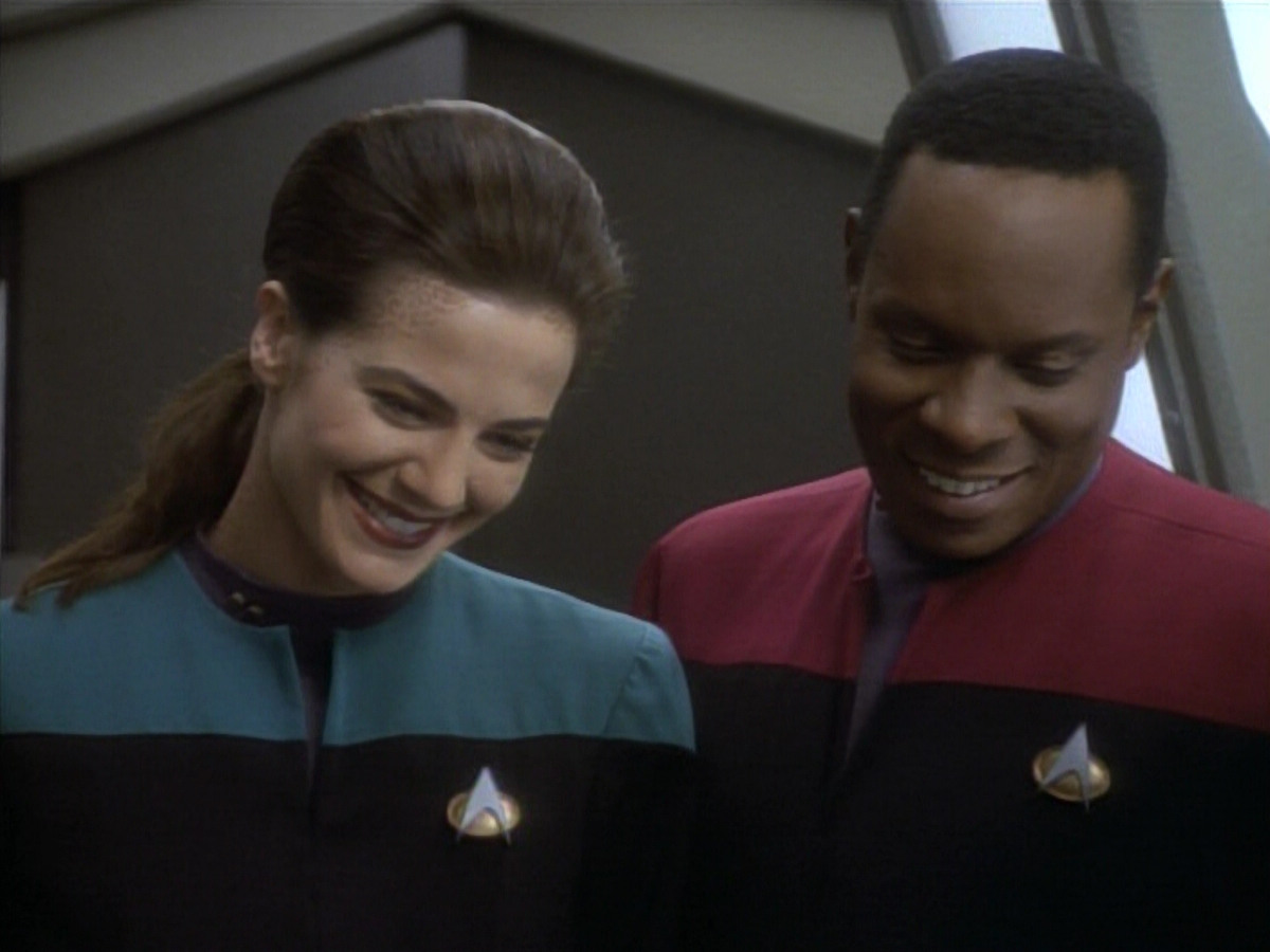 extant_StarTrekDS9_1x09-ThePassenger_03683.jpg