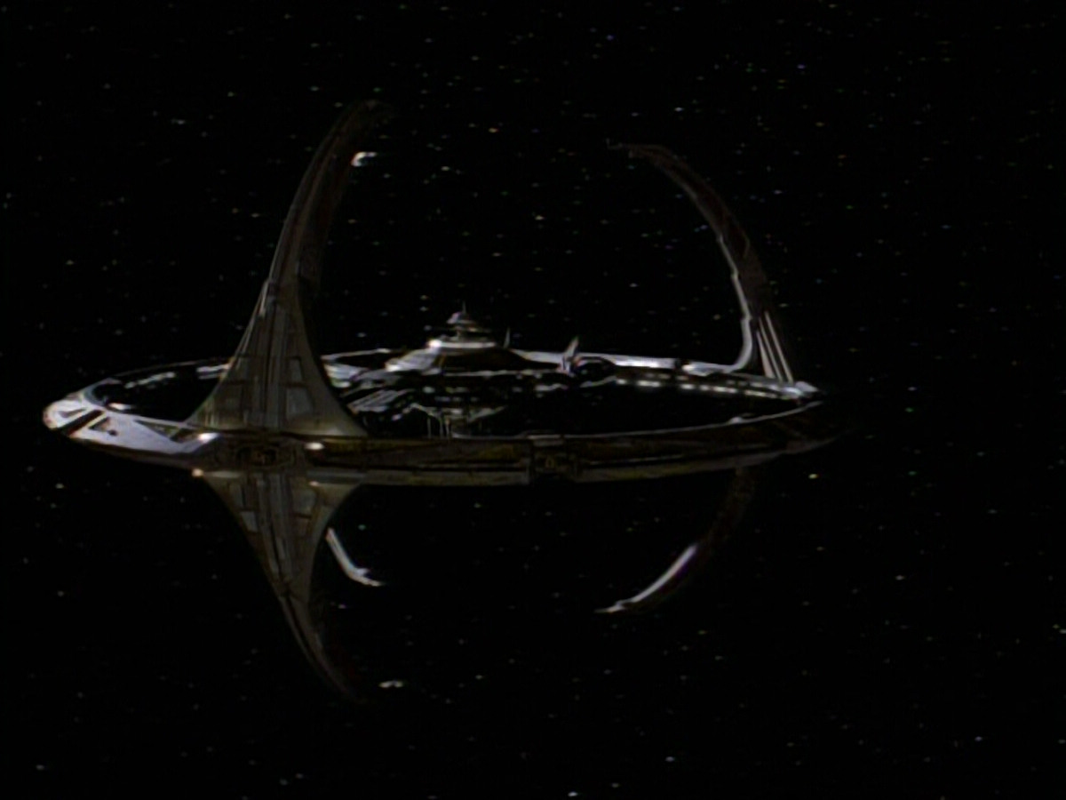 extant_StarTrekDS9_1x09-ThePassenger_03782.jpg