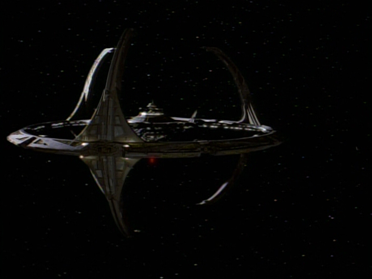 extant_StarTrekDS9_1x09-ThePassenger_03787.jpg
