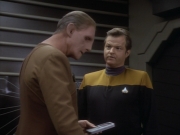 extant_StarTrekDS9_1x09-ThePassenger_01195.jpg