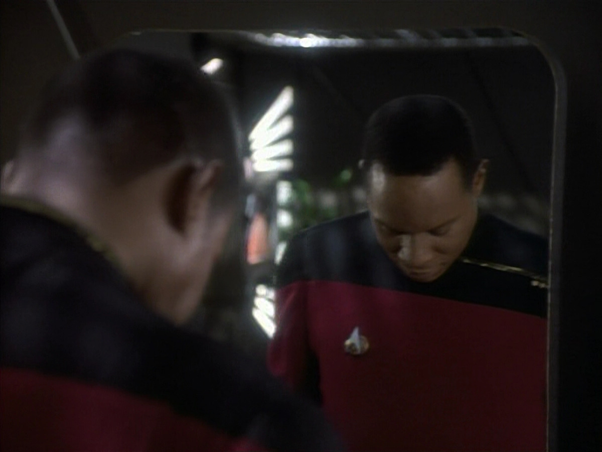 extant_StarTrekDS9_1x10-MoveAlongHome_00017.jpg