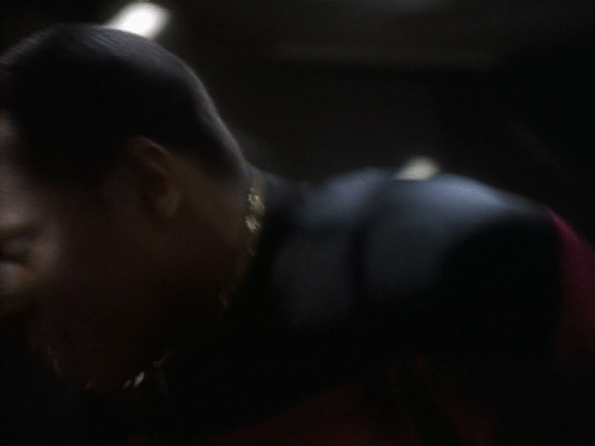 extant_StarTrekDS9_1x10-MoveAlongHome_00140.jpg