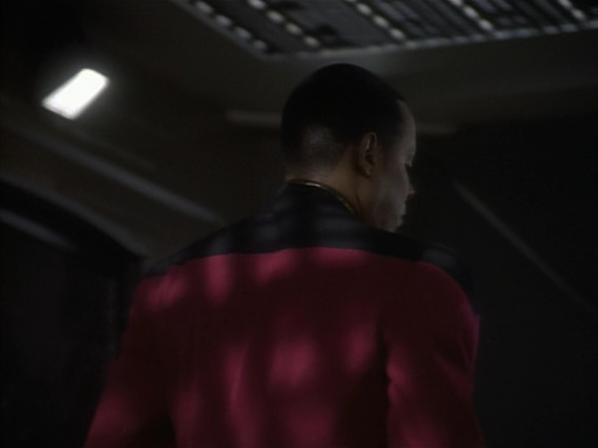 extant_StarTrekDS9_1x10-MoveAlongHome_00143.jpg