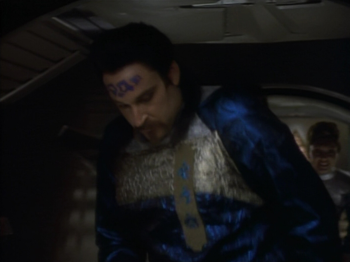 extant_StarTrekDS9_1x10-MoveAlongHome_00255.jpg