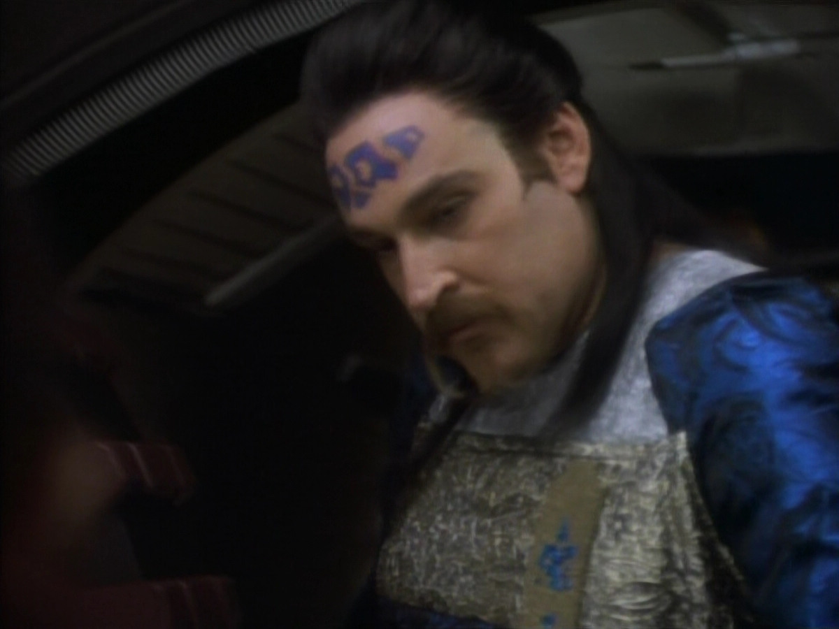 extant_StarTrekDS9_1x10-MoveAlongHome_00256.jpg