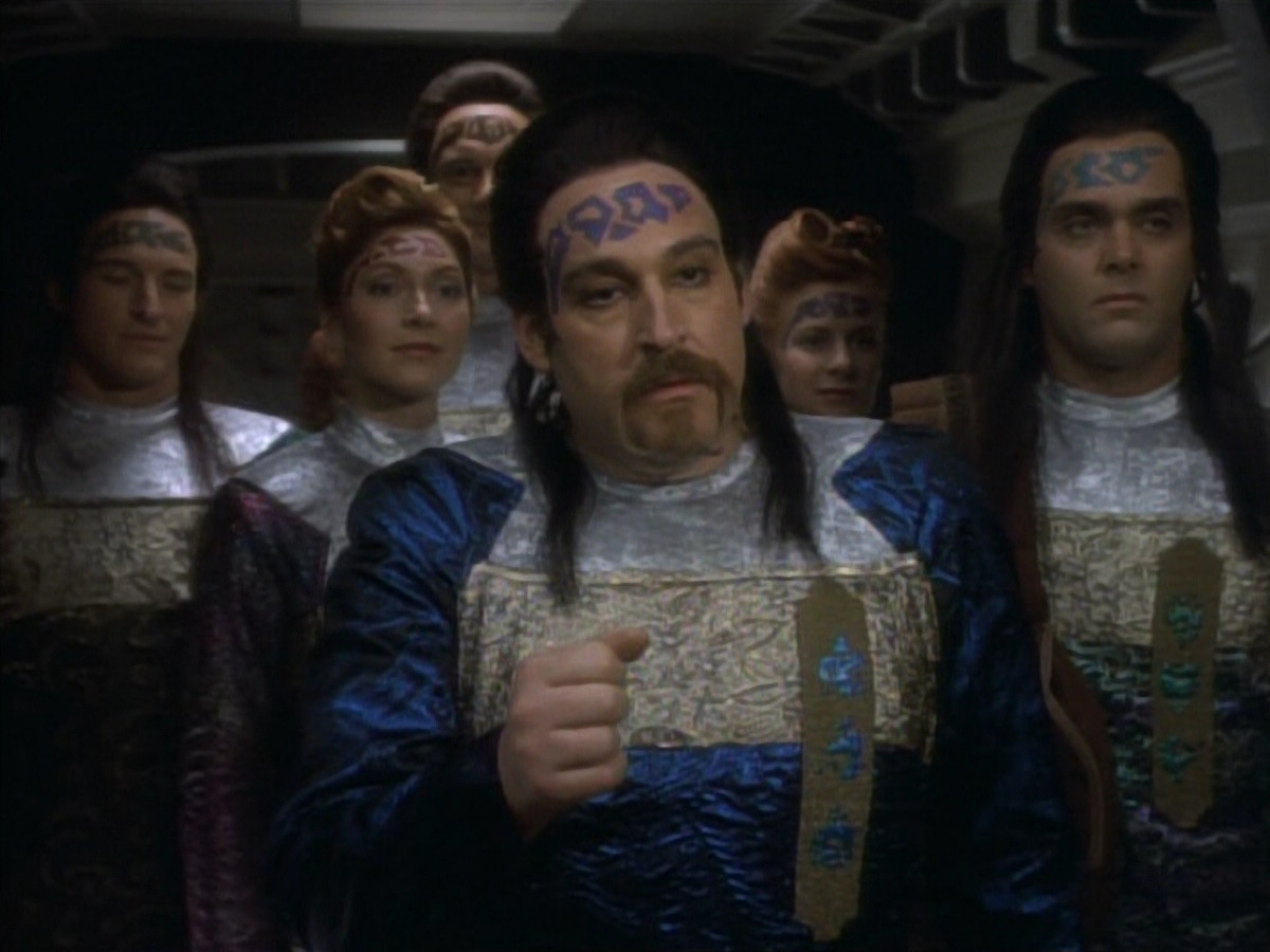 extant_StarTrekDS9_1x10-MoveAlongHome_00297.jpg