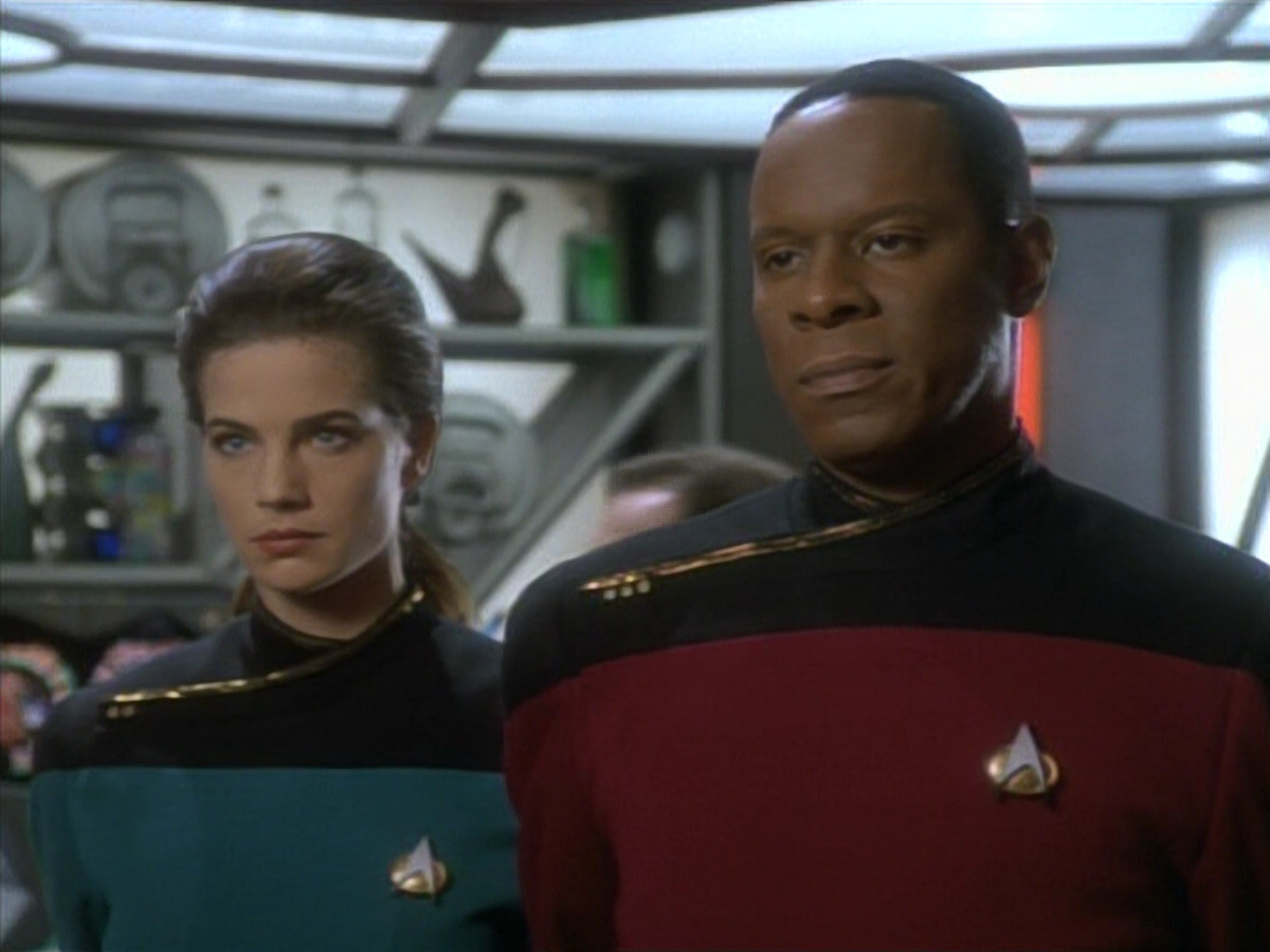 extant_StarTrekDS9_1x10-MoveAlongHome_00558.jpg