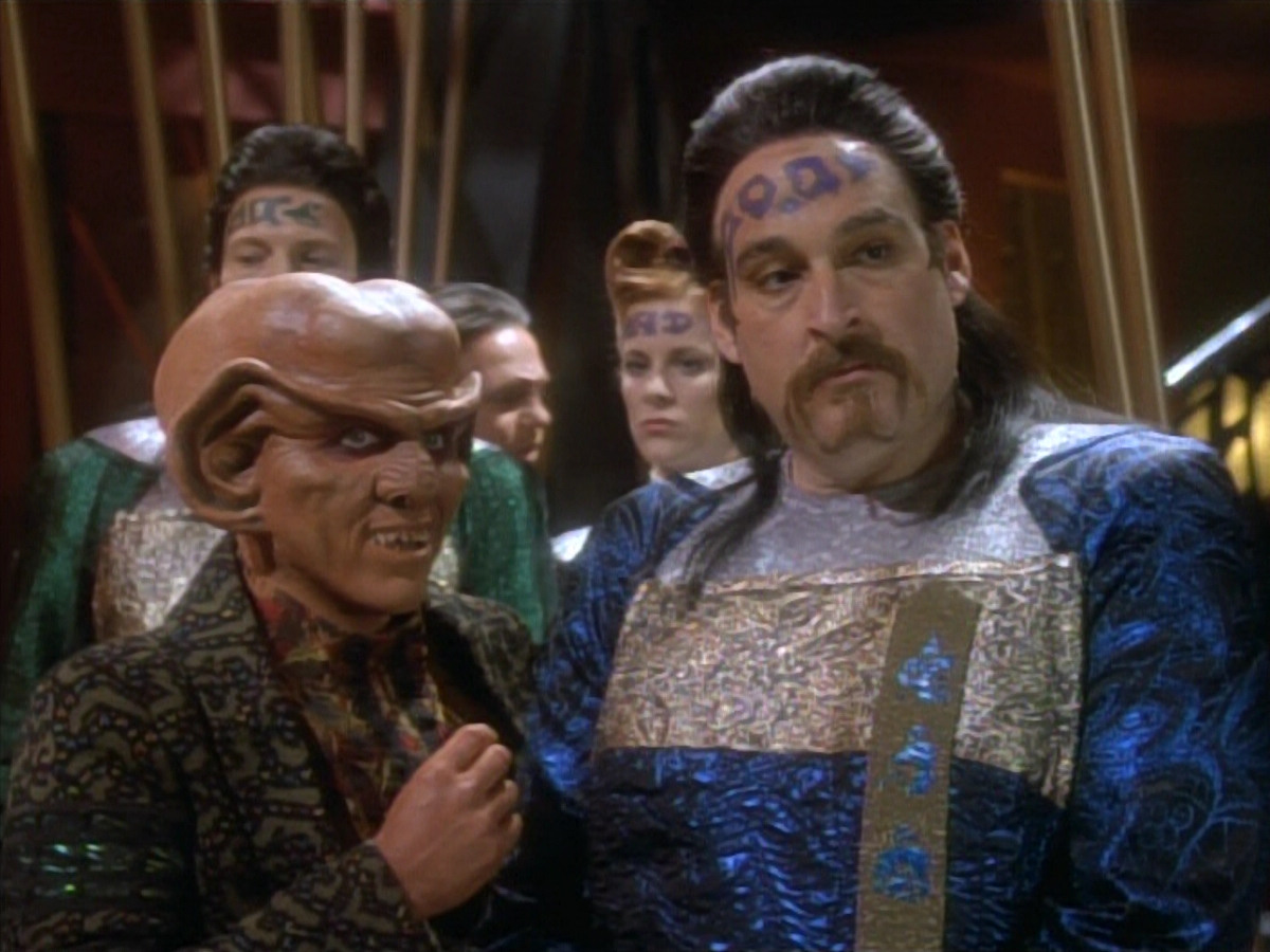 extant_StarTrekDS9_1x10-MoveAlongHome_00570.jpg