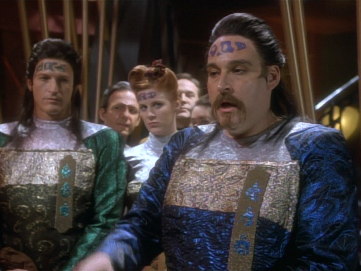 extant_StarTrekDS9_1x10-MoveAlongHome_00611.jpg