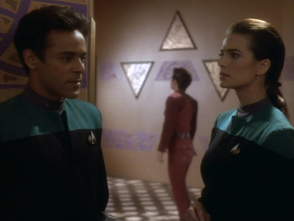 extant_StarTrekDS9_1x10-MoveAlongHome_01341.jpg