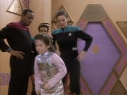 extant_StarTrekDS9_1x10-MoveAlongHome_01893.jpg
