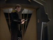 extant_StarTrekDS9_1x10-MoveAlongHome_02461.jpg