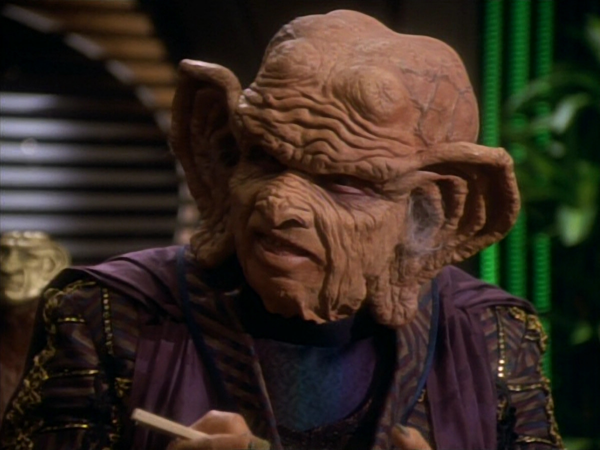 extant_StarTrekDS9_1x11-TheNagus_01078.jpg