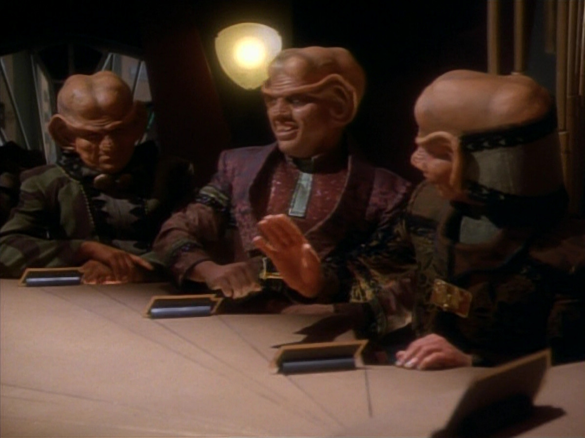 extant_StarTrekDS9_1x11-TheNagus_01607.jpg