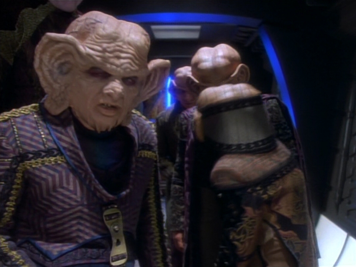 extant_StarTrekDS9_1x11-TheNagus_03563.jpg