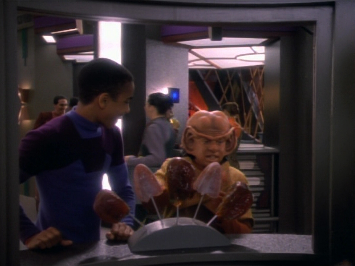 extant_StarTrekDS9_1x11-TheNagus_03681.jpg